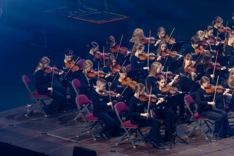 Simfoniskās mūzikas lielkoncerts "DAUDZSKANĪGAIS DEBESJUMS" 