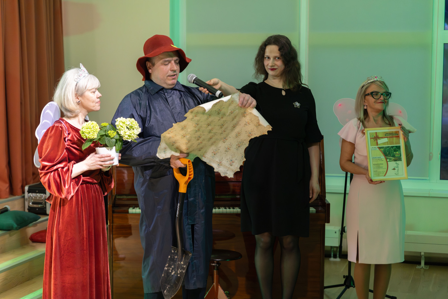 PII "Annele" jubilejas sveikšana