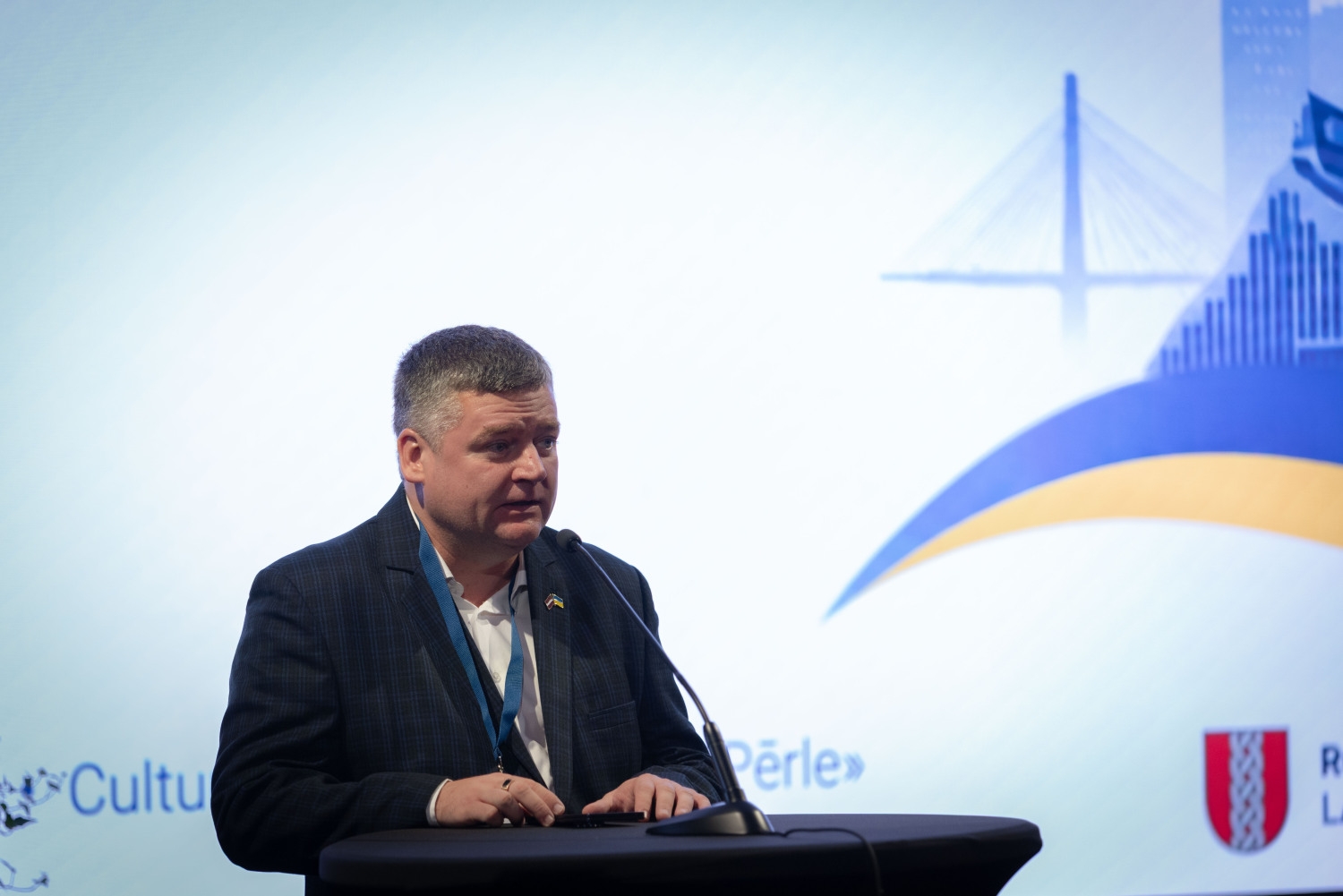 Forums "Krīzes reaģēšana līdz noturīgām kopienām: Ukrainas pieredze Eiropas pašvaldībām"