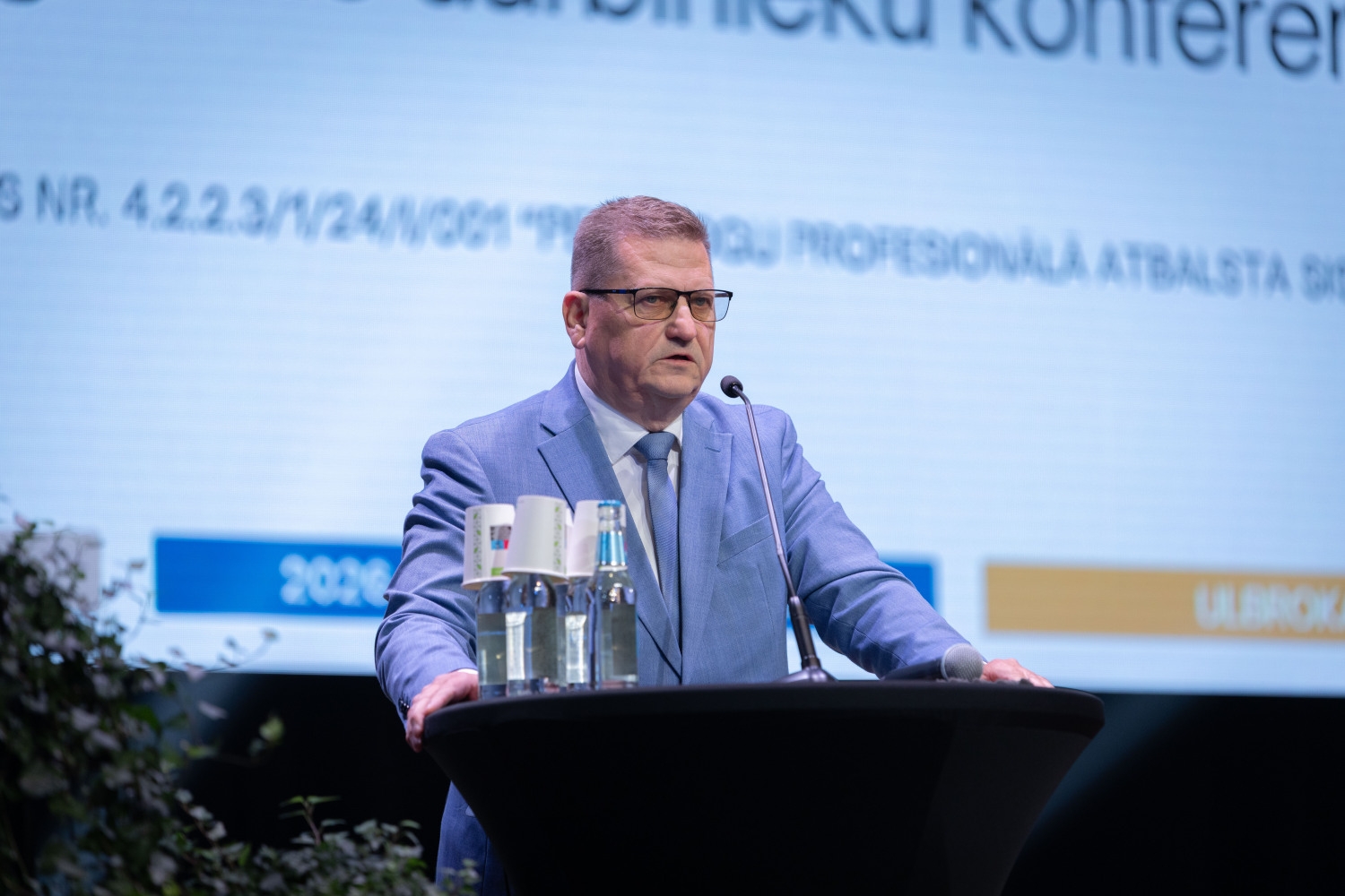Ropažu novada pašvaldības izglītības darbinieku konference "Dabiskā intelekta spēks: radošums, emocijas, prāts"