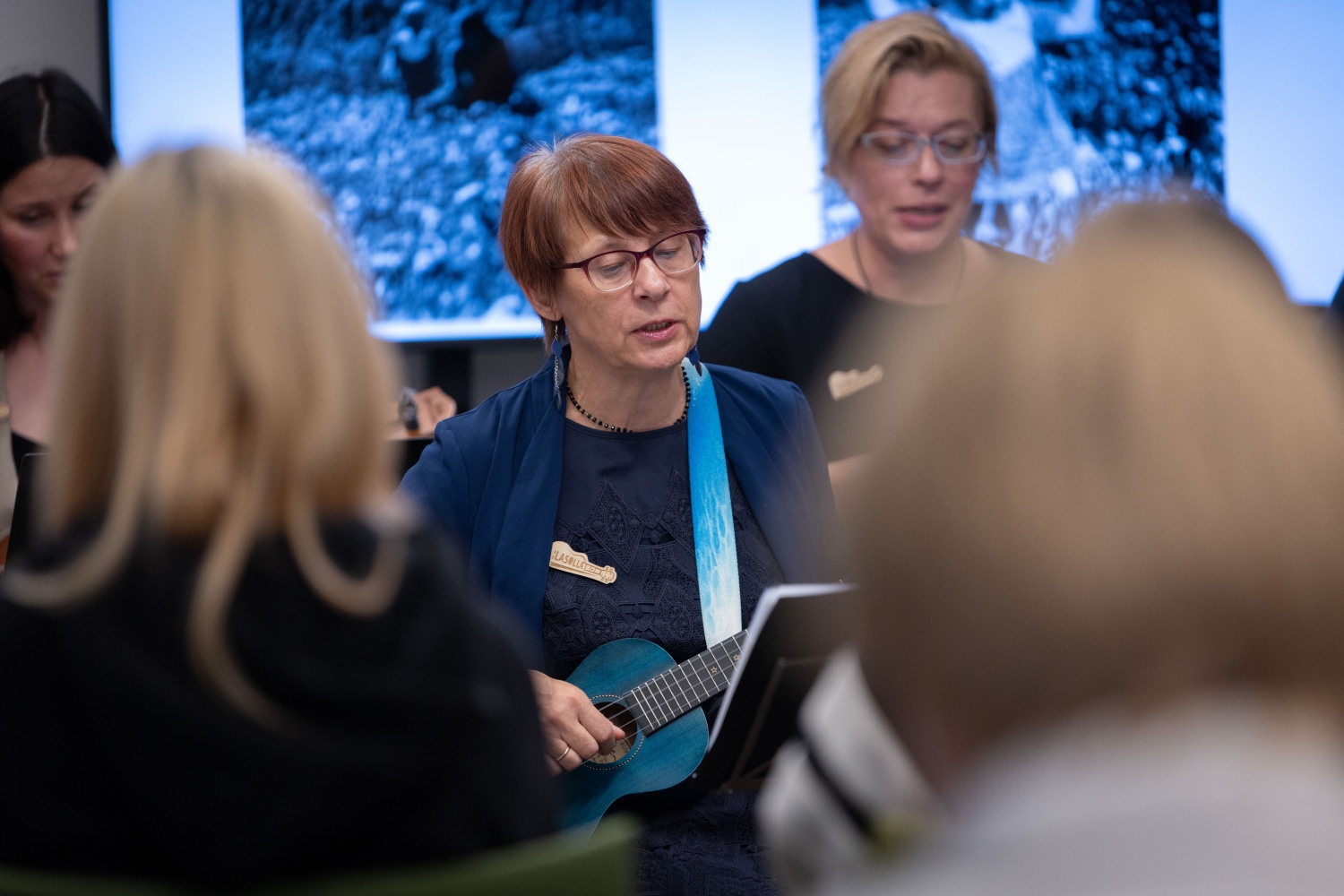 Dzejas un mūzikas vakars "Noķert mirkli. Dzeja, ota un ukulele"