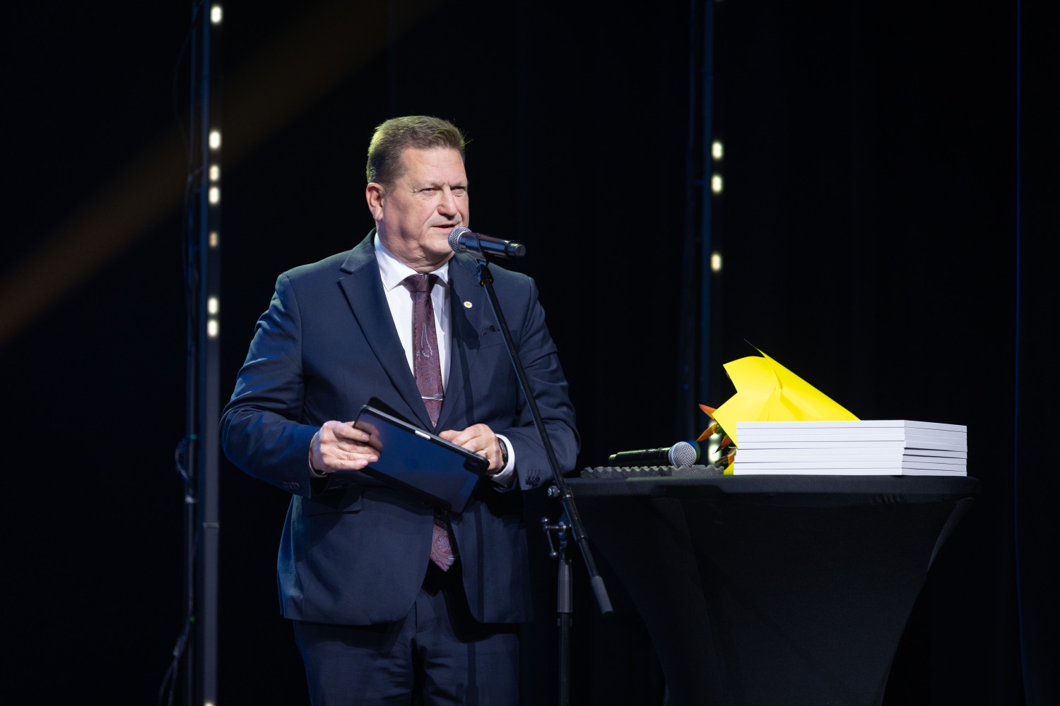 Sumināti pašvaldības balvas "Ropažu novada gada pedagogs" saņēmēji