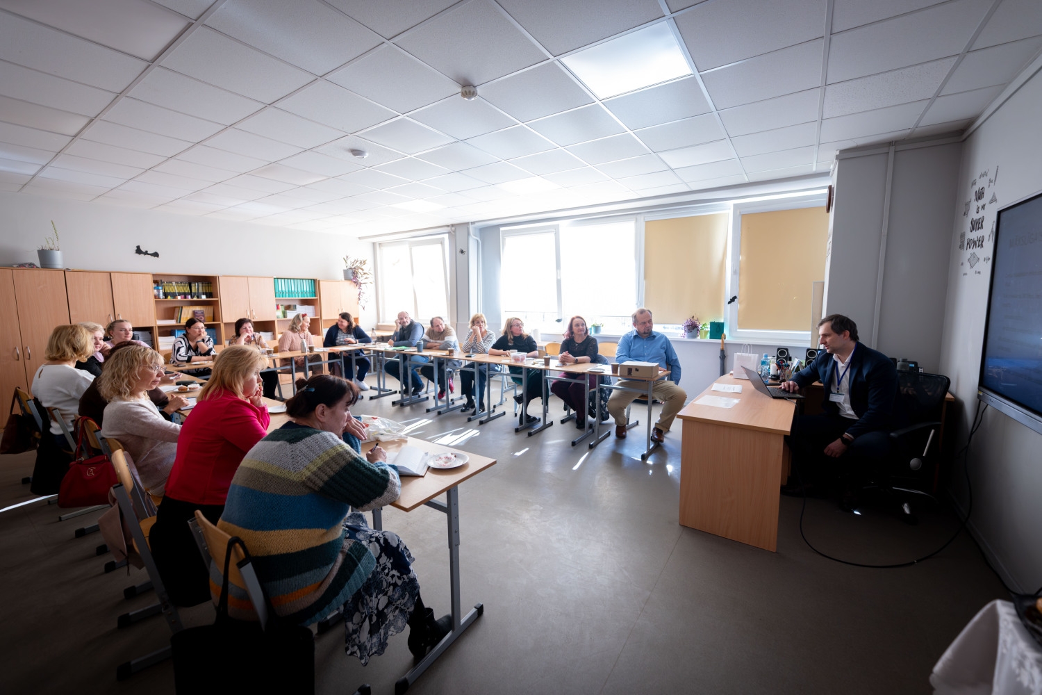 Ropažu novada skolotāju un atbalsta personāla metodiskā diena 19.oktobrī   "Pamanīt. Attīstīt. Izaicināt." 