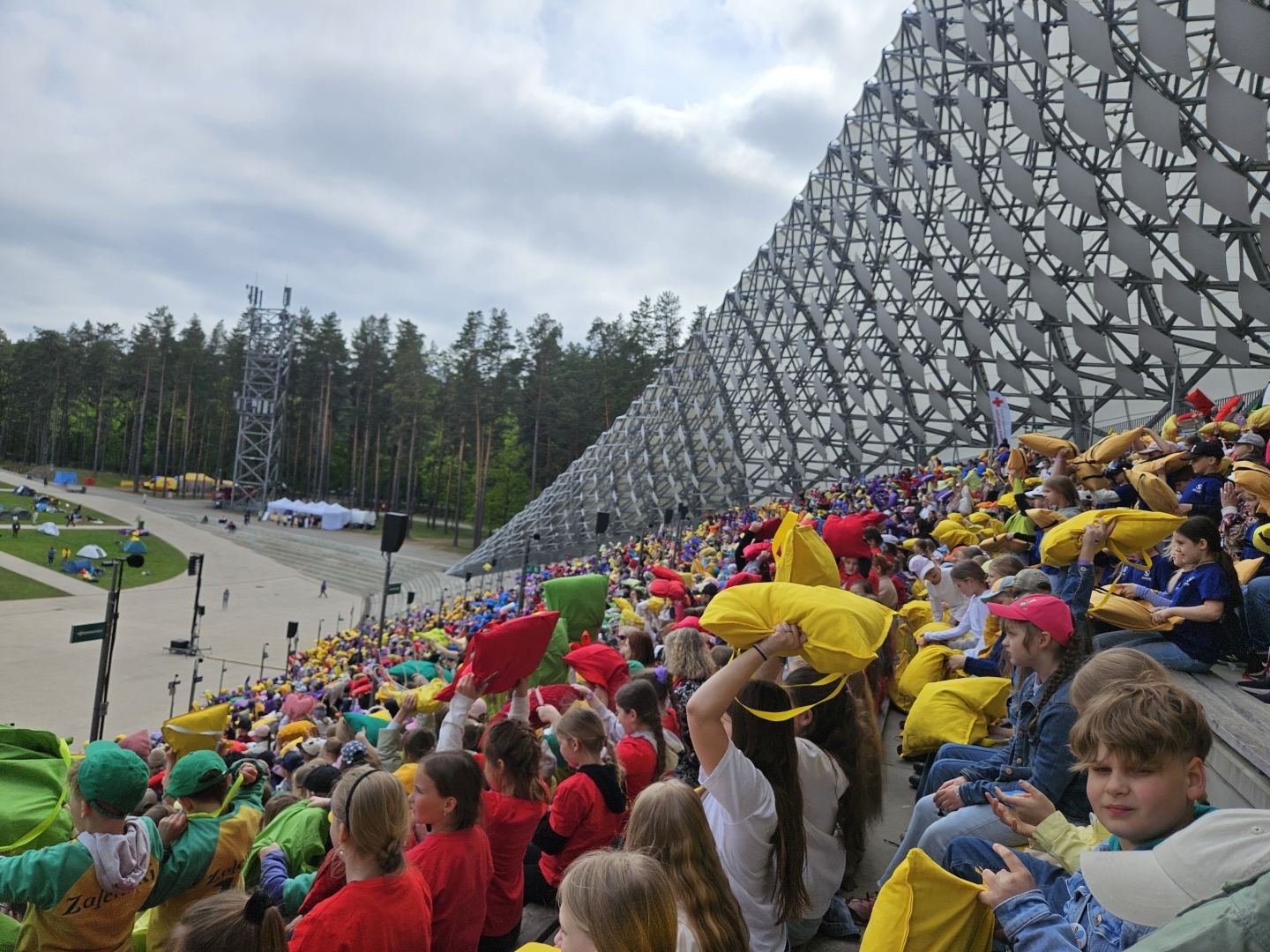 Latvijas izglītības iestāžu 2.–4. klašu koru svētki "Tauriņu balsis"