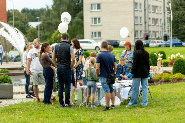 tēva diena