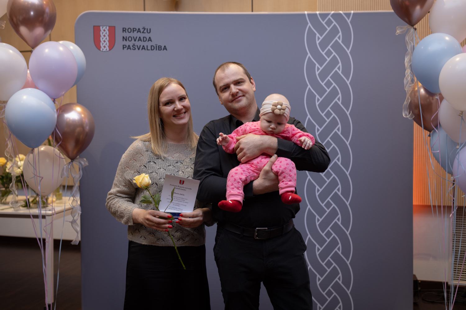Sudraba karotīšu pasniegšanas pasākums Ropažu novadā deklarētajiem bērniņiem