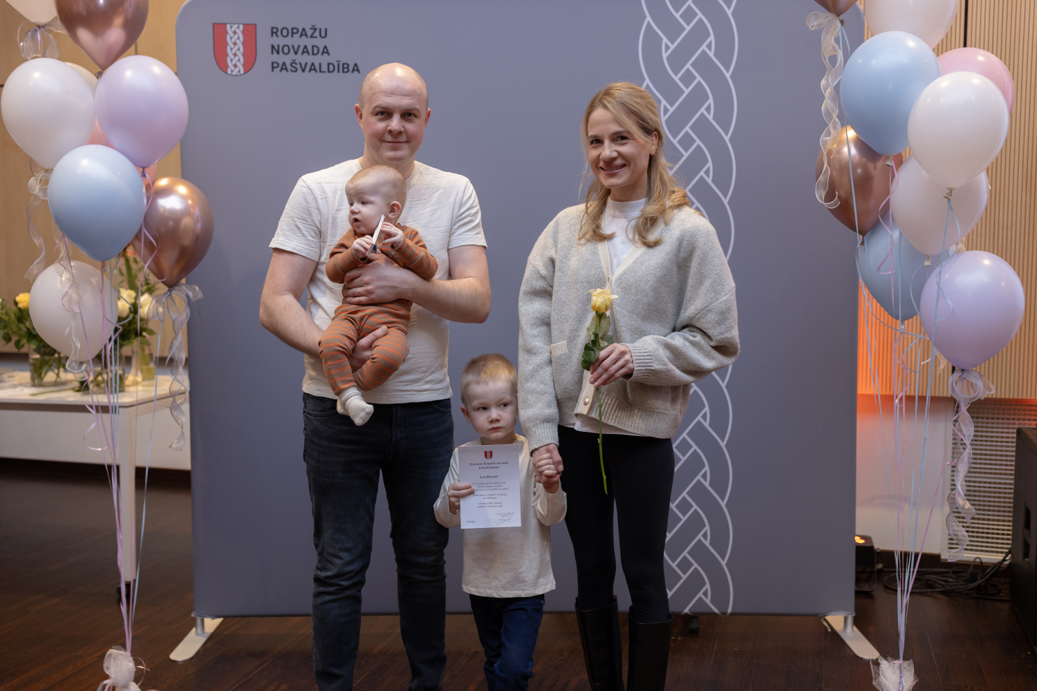 Sudraba karotīšu pasniegšanas pasākums Ropažu novadā deklarētajiem bērniņiem