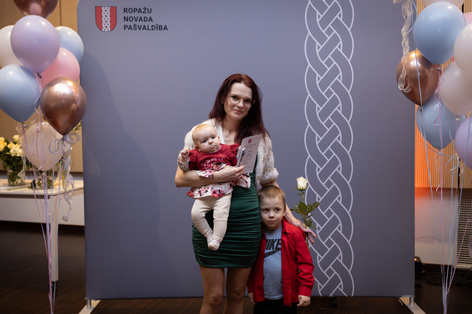 Sudraba karotīšu pasniegšanas pasākums Ropažu novadā deklarētajiem bērniņiem