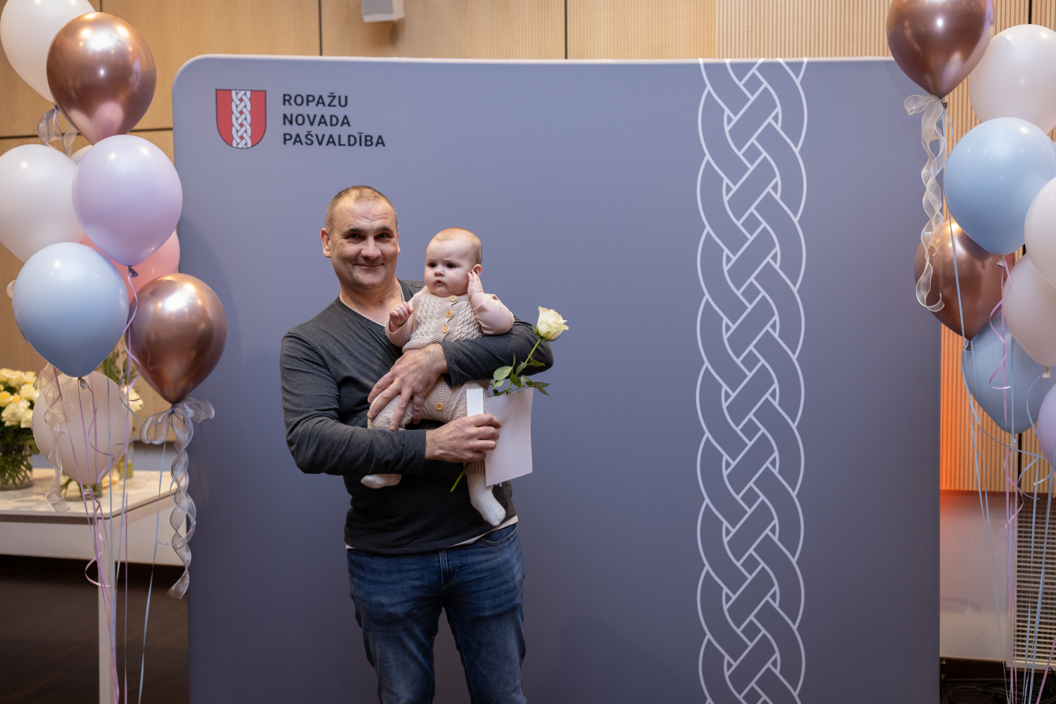 Sudraba karotīšu pasniegšanas pasākums Ropažu novadā deklarētajiem bērniņiem
