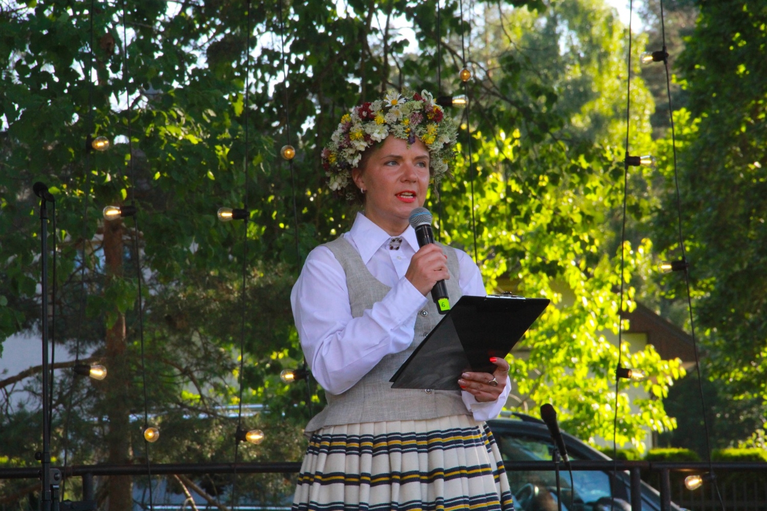 Ielīgošana Upesciemā