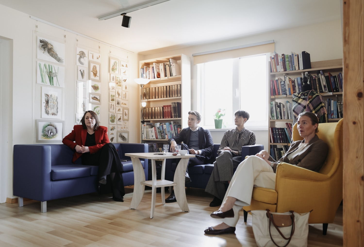 Norvēģijas Karalistes vēstniece Latvijā Ropažu bibliotēkā