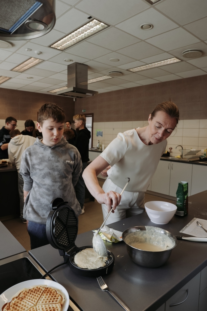 Norvēģijas Karalistes vēstniece Latvijā Ropažu vidusskolā