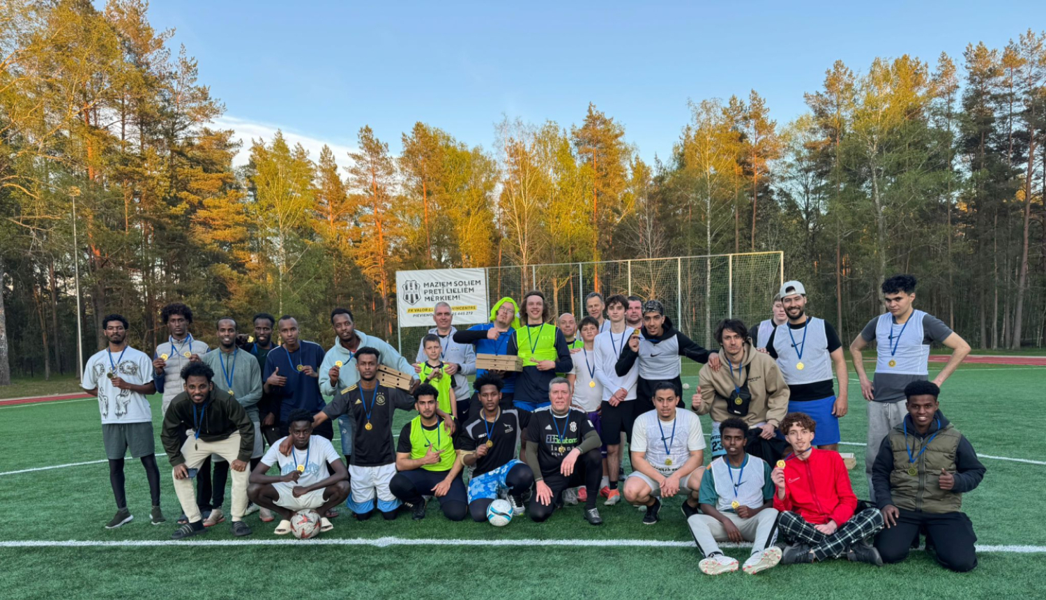 projekta “FOOTBALL FOR ALL!” futbola turnīra Muceniekos dalībnieku kopbilde