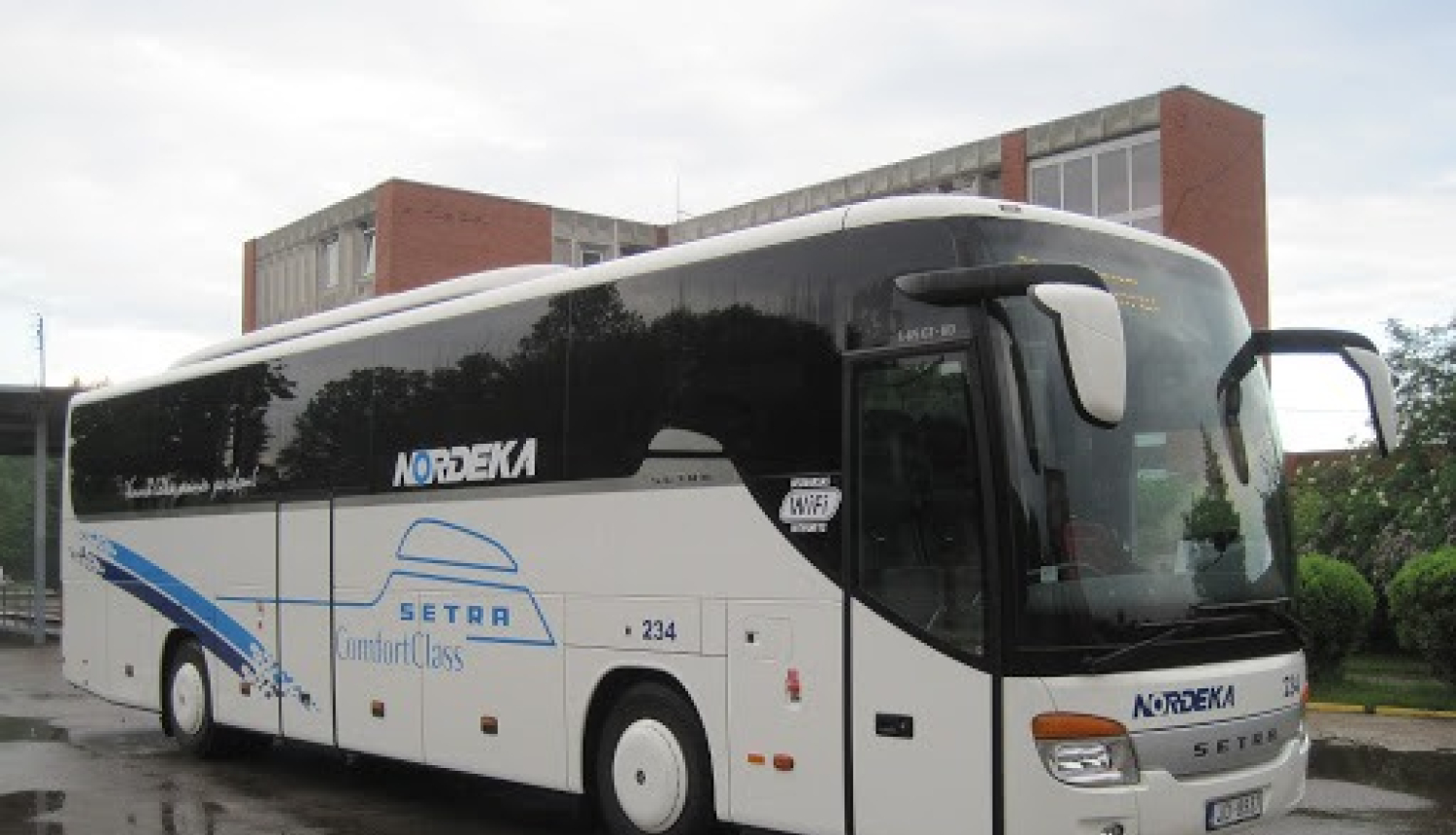 Autobuss