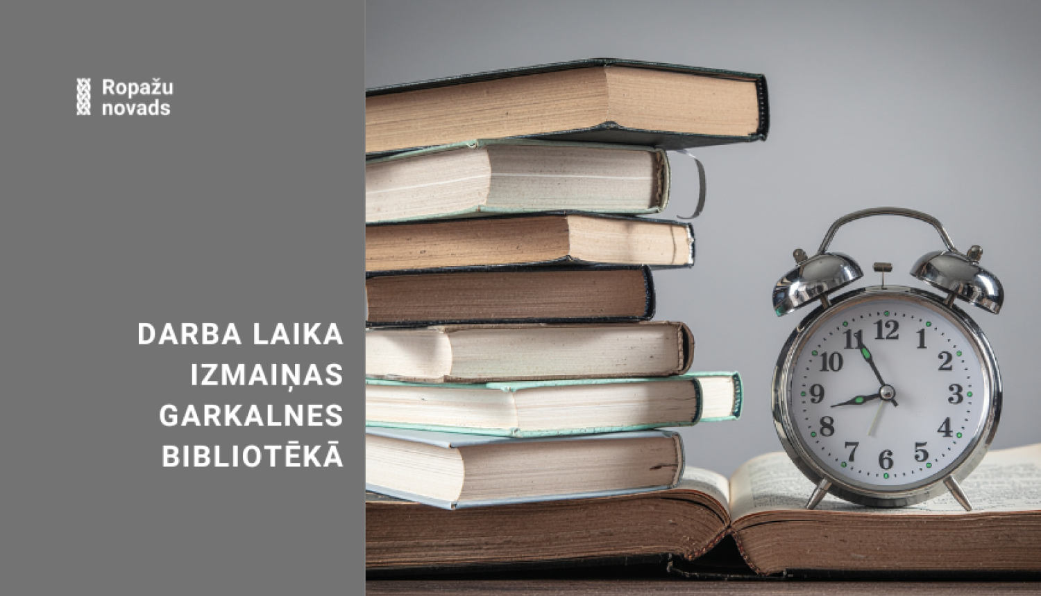 grāmatas un pulkstenis