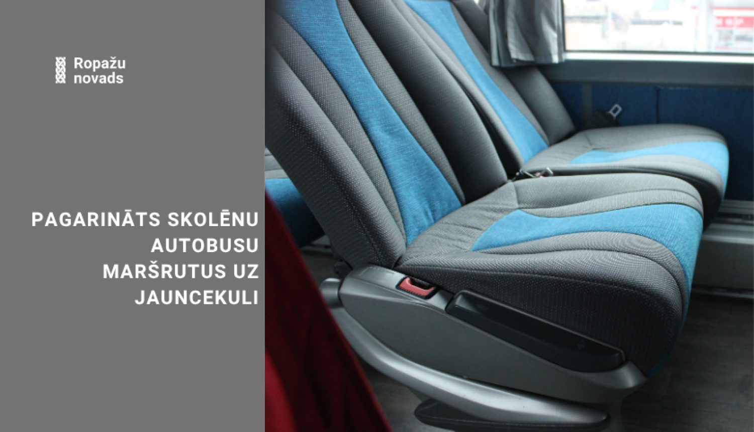 autobusa salons ar pasažieriem