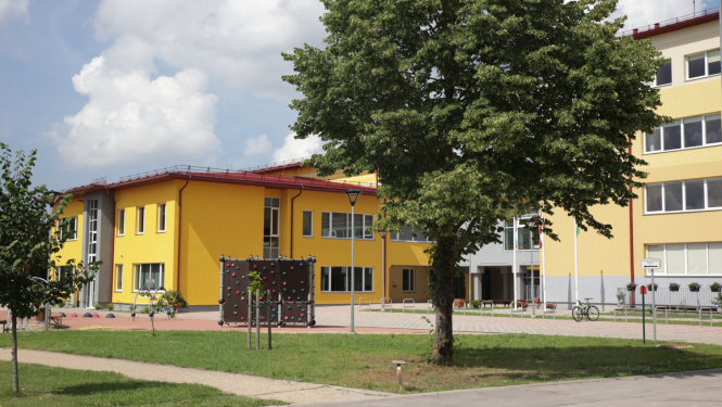 Ulbrokas vidusskolas piebūve