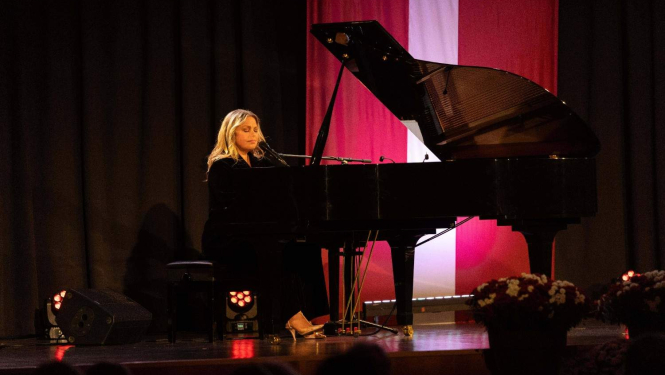 Valsts svētku koncerts Ropažu Kultūras centrā