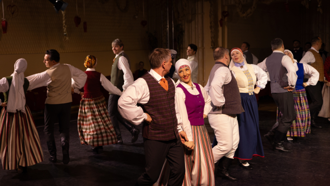 Mīlestības dienas sadancis "Kāzas" kolektīvi