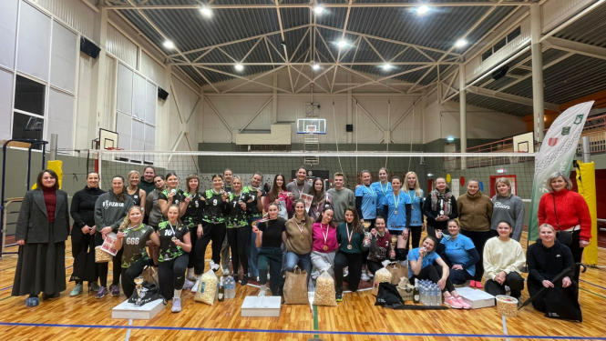 Ziemas kauss, dāmu grupa