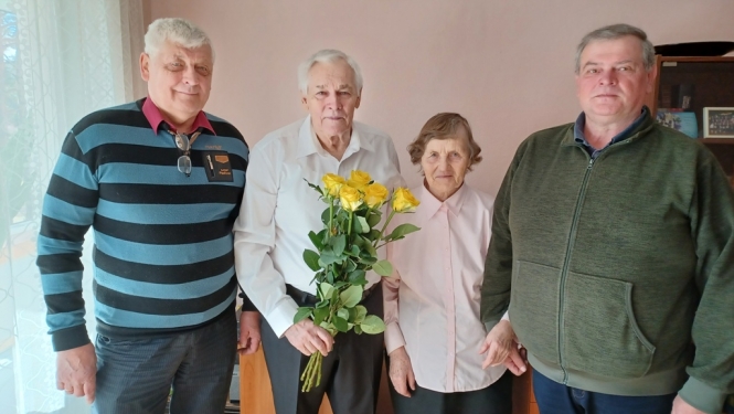 Sveicām Ropažu pagasta represēto Zigmundu Rubeni 85 gadu jubilejā
