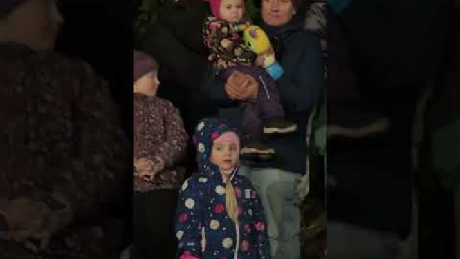 Svētku egles iedegšana Upeslejās