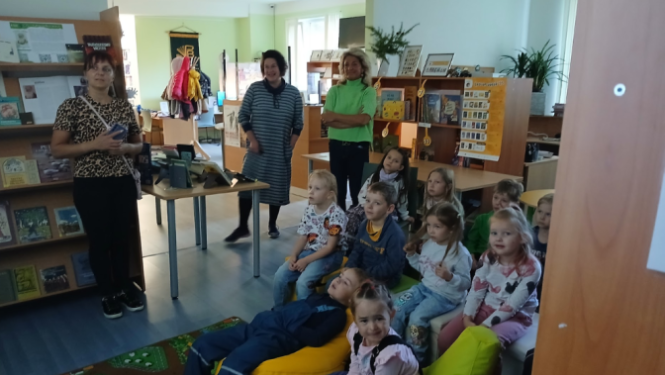 kolāža ar cilvēkiem