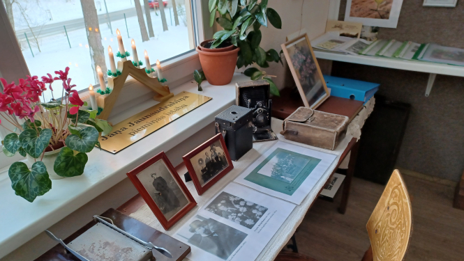 Saruna par vēsturi Jāņa Jaunsudrabiņa piemiņas istabā Garkalnes pagastā