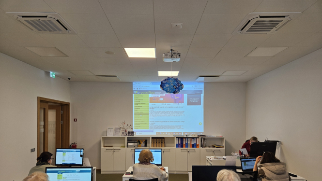 Digitālā nedēļa Ulbrokas bibliotēkā, apmācības senioriem