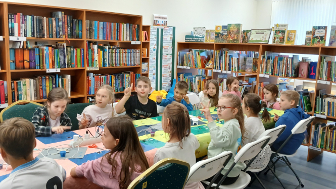 Māmiņdienas pasākums Vangažu pilsētas bibliotēkā
