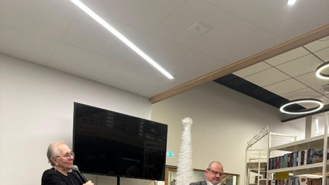 Ciklā “Domātājs un darītājs” Ulbrokas bibliotēkā viesojas rakstnieks Guntis Tālers