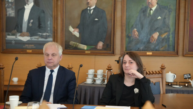 Rīgas plānošanas reģiona Attīstības padomes sēde, bildē Ropažu novada pašvaldības pārstāve