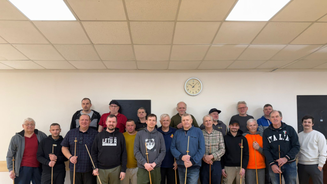 Ropažu pagasta atklātajā čempionātā novusā aizvadītas pāru spēles, kopbilde