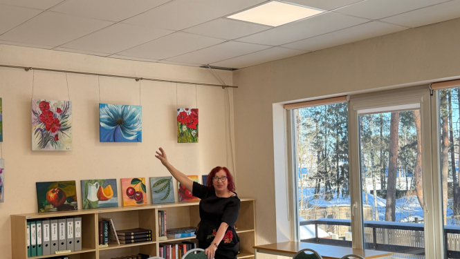 Lūcijas Začestas gleznu izstāde Garkalnes bibliotēkā