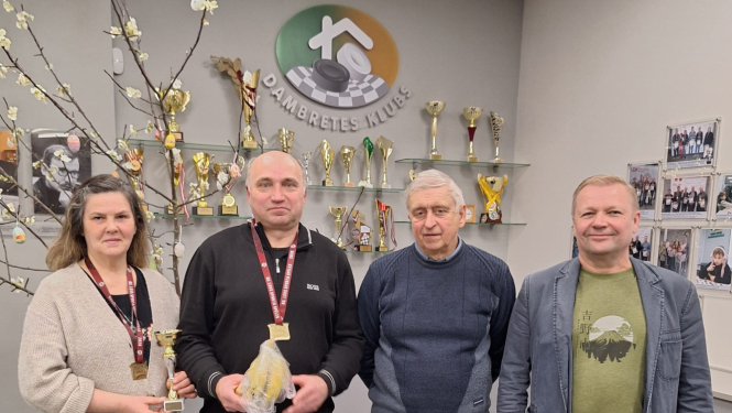 63. sporta spēles 64. lauciņu dambretē