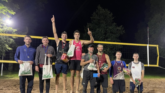 2. Posms nakts turnīrā pludmales volejbolā Ropažos