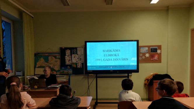 Barikāžu atceres dienas pasākumi Gaismas pamatskolā 