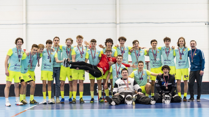 "FS Masters/Ulbroka" U18 florbolistiem bronzas medaļa Latvijas Jaunatnes čempionāta florbolā