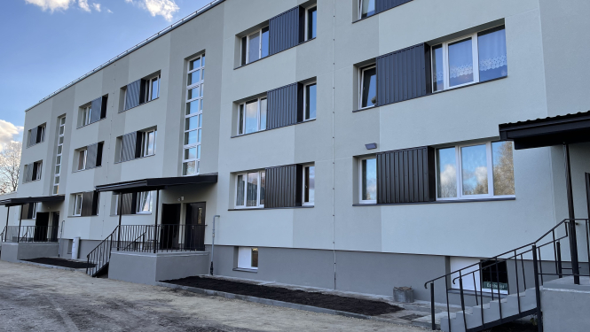 Edelveisi siltinasana