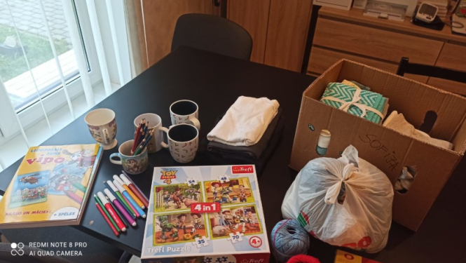 PII “Pienenīte” un Ropažu novada Sociālais dienests labdarības akcijā iepriecina sociālo aprūpes centru iemītniekus