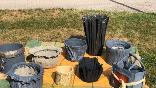 Betona-auduma puķu podu darināšana