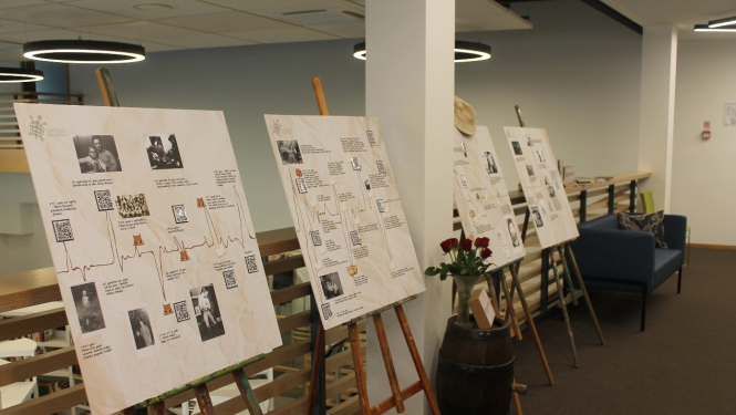 Aprīlī notika vairāki novada dzejnieka un atdzejotāja Pētera Brūvera 65. jubilejai veltītie pasākumi Ulbrokas bibliotēkā