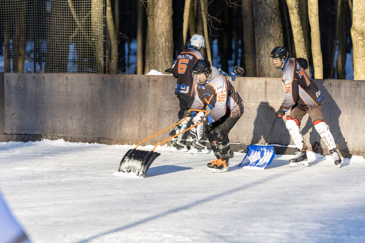 4x4 hokeja turnīrs Ulbrokā