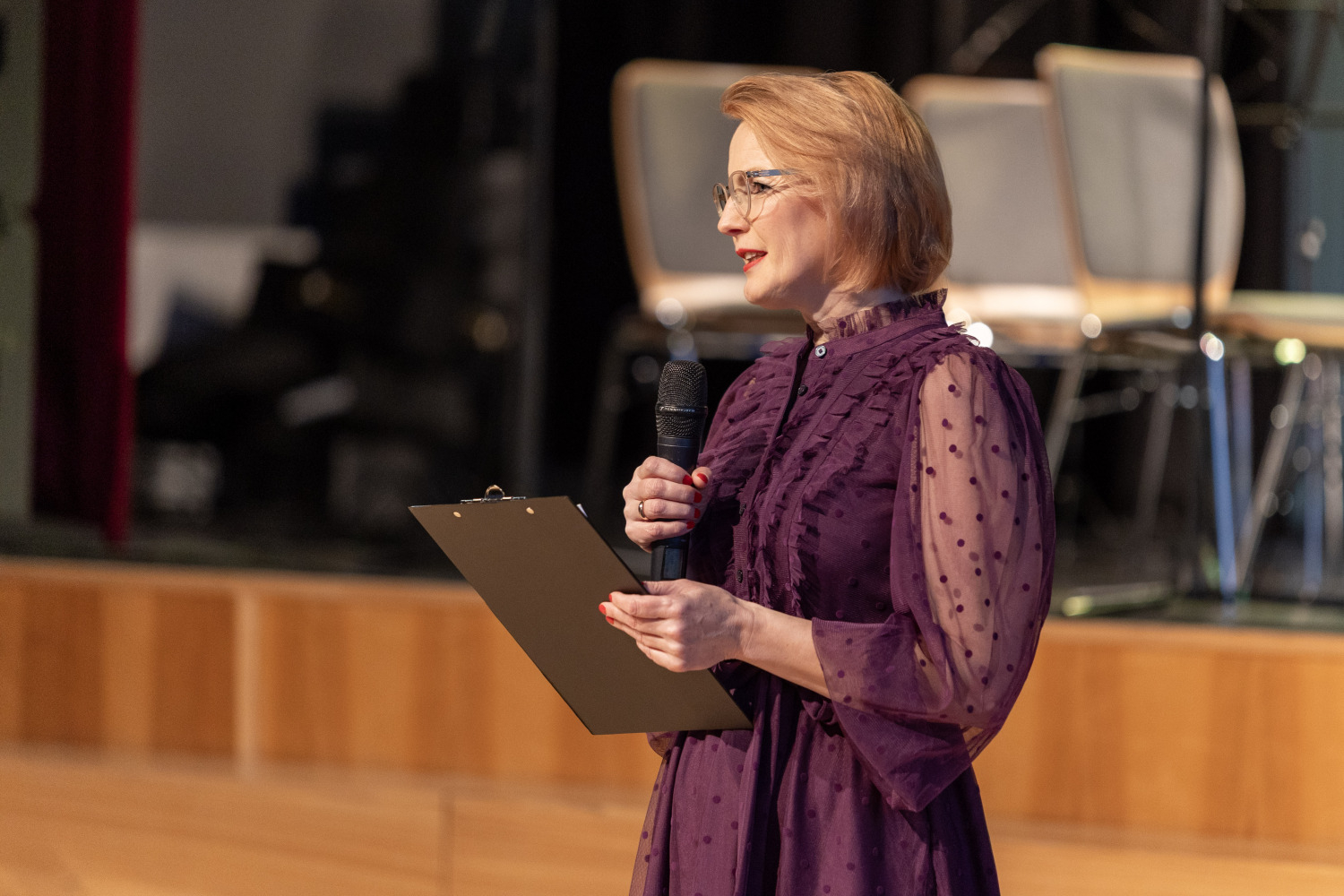  "Draugi vienas upes krastos" 