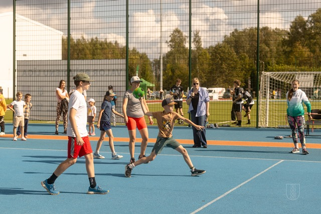 Ropažu stadiona svētki
