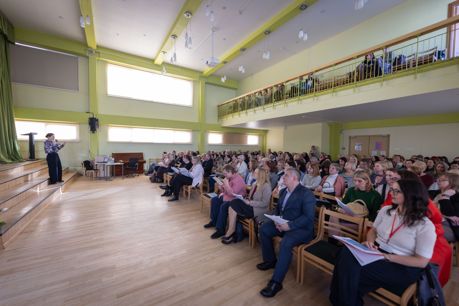 Ropažu novada pedagogu metodiskā diena zāle, klausītāji
