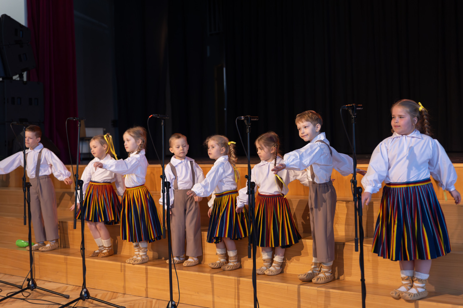 Ropažu novada pirmsskolu sadraudzības koncerts "Lai skan"