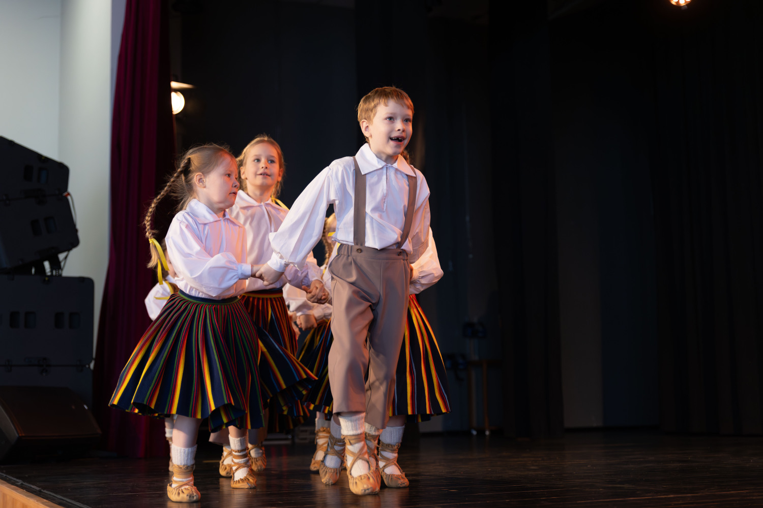 Ropažu novada pirmsskolu sadraudzības koncerts "Lai skan"