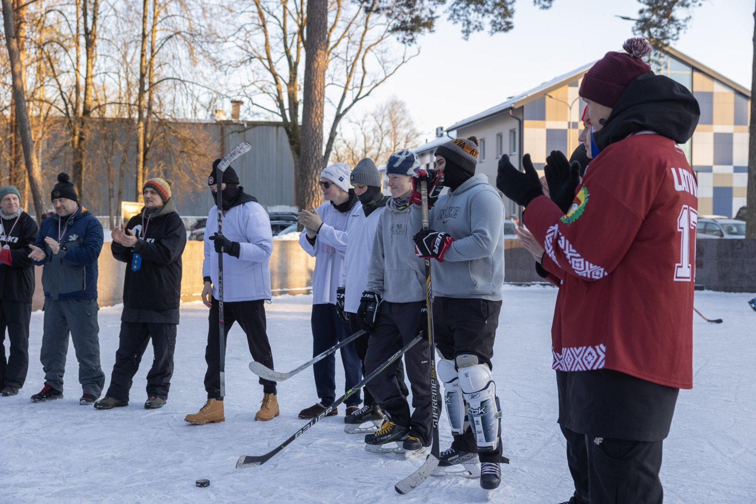 4x4 hokeja turnīrs Ulbrokā