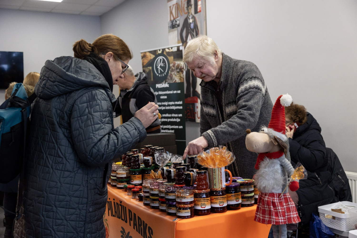 Ziemassvētku tirdziņš un sporta aktivitātes Ropažos